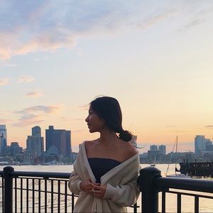 Meet your Posher, Rebecca